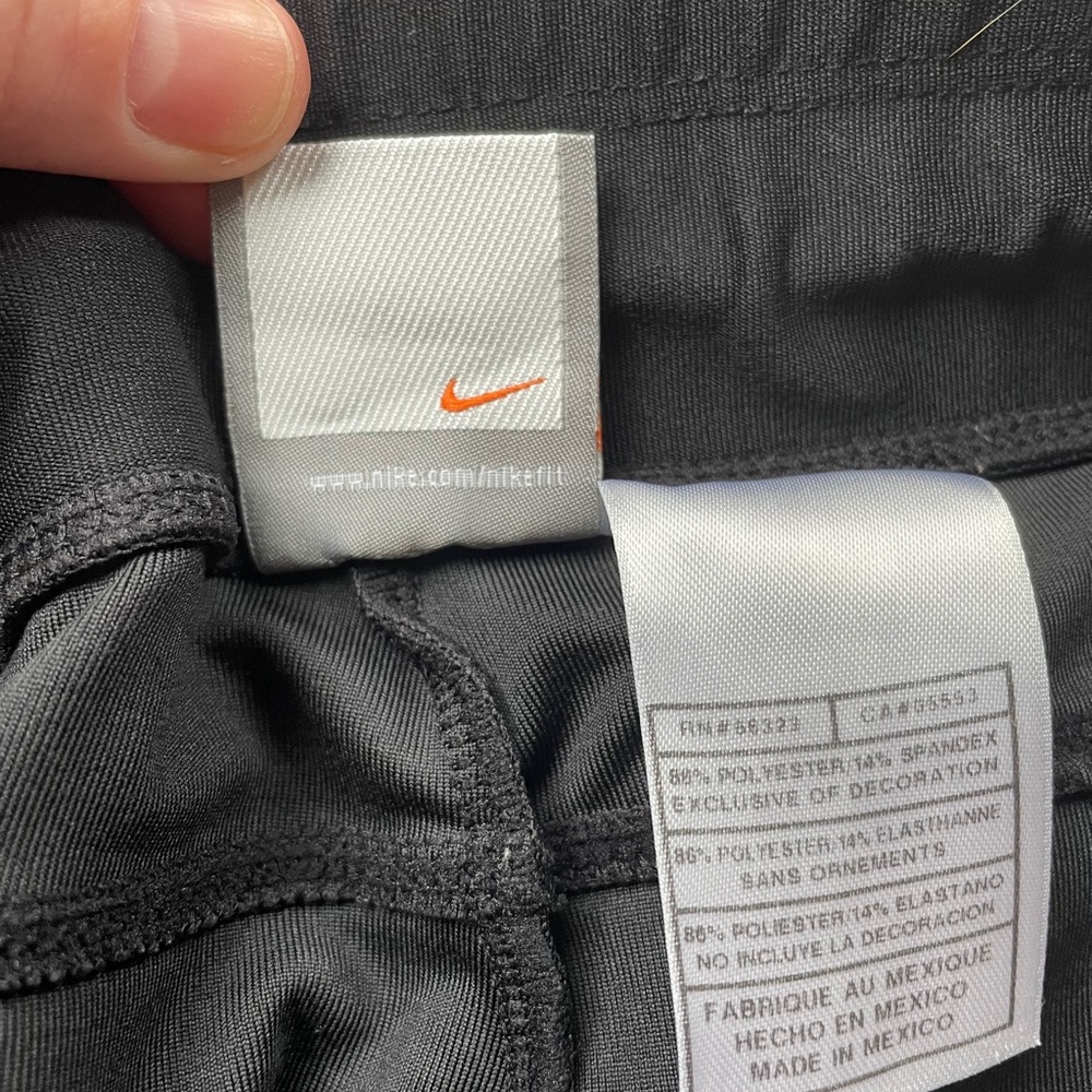 Nike Workout Shorts - Picture 4 of 5